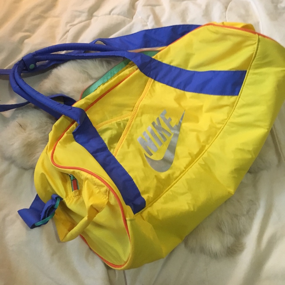 NIKE technicolor lightweight breathable gym bag